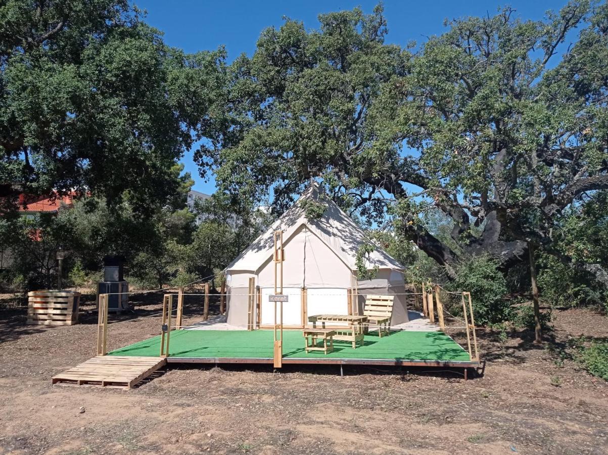 Glamping *
